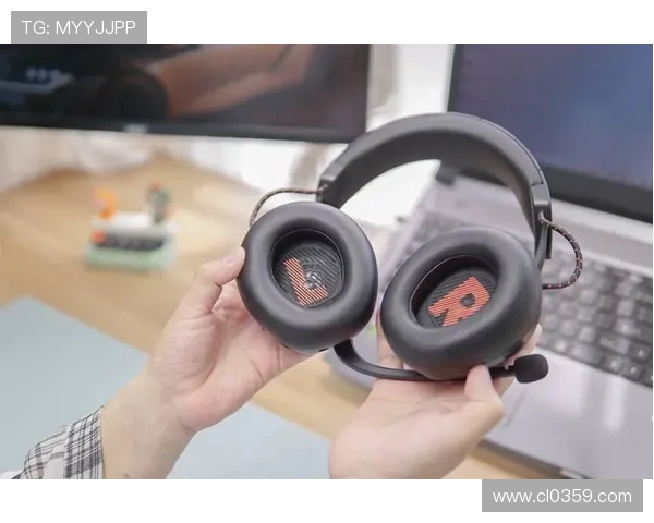 西伯利头戴式耳机助力电竞游戏沉浸体验提升打造极致音效享受